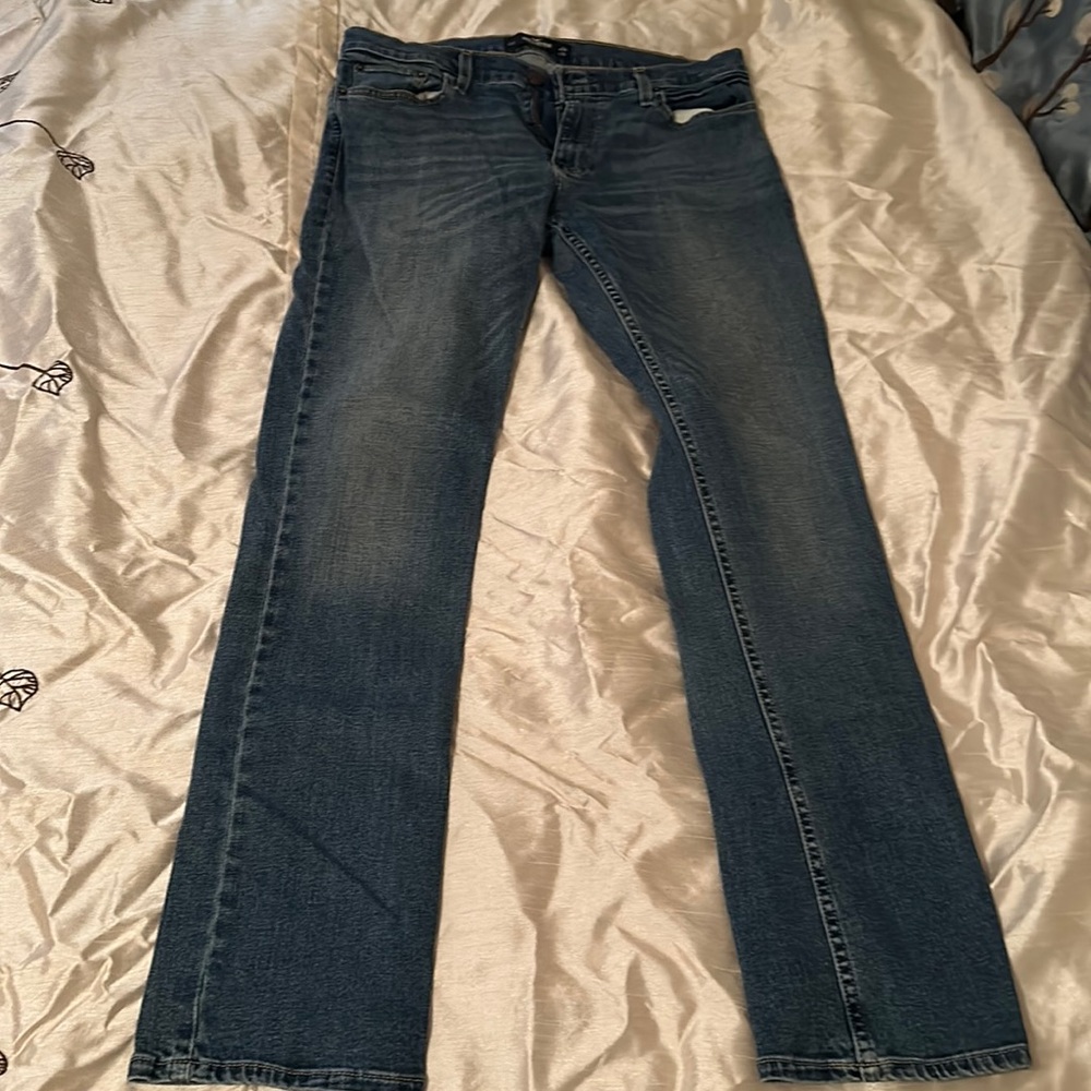 Hollister Slim Straight Jeans